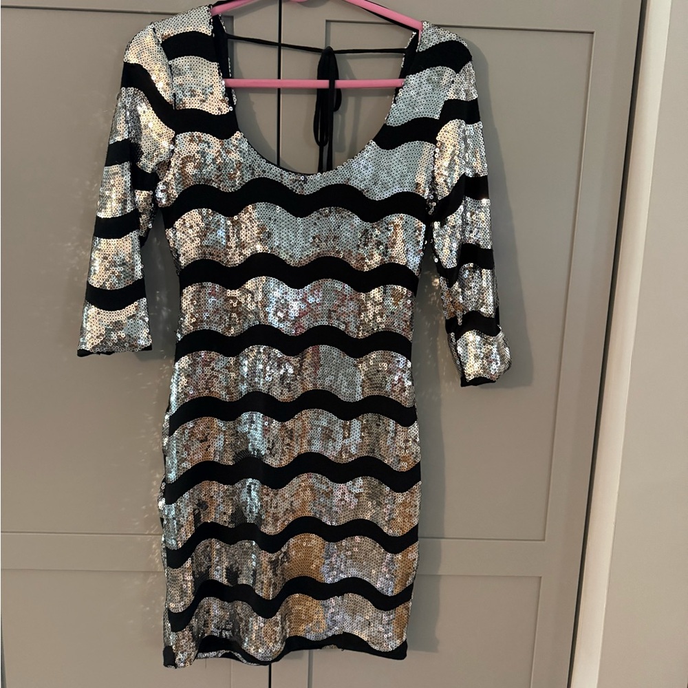 Arden B Black and White Bodycon Mini Dress